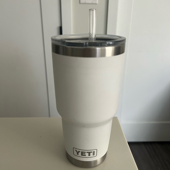 Yeti Other - Yeti White Stainless Steel Tumbler with Clear Lid